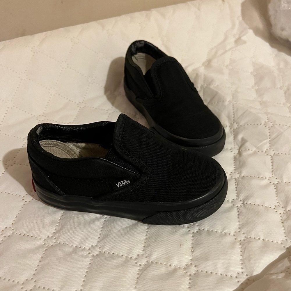 Black Slip On Vans-Toddler 6